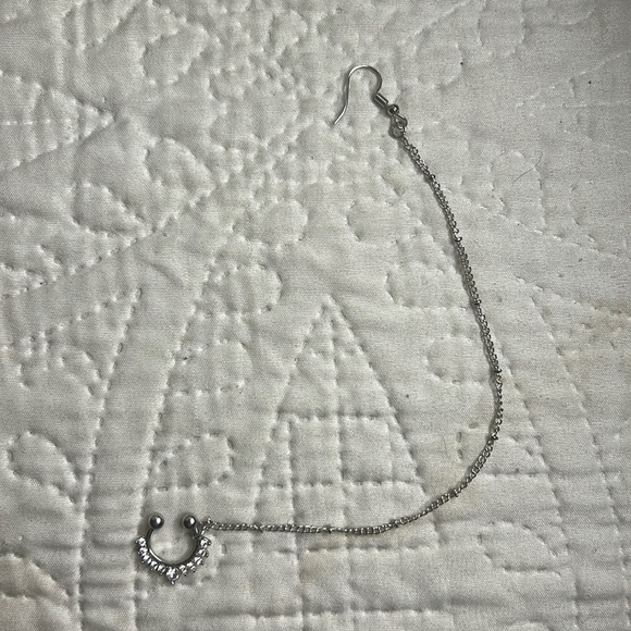 Septum chain to Earring (Septum Nath), rhinestone design on Septum Ring, Silver - Picture 1 of 1